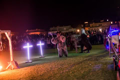 PIC9882